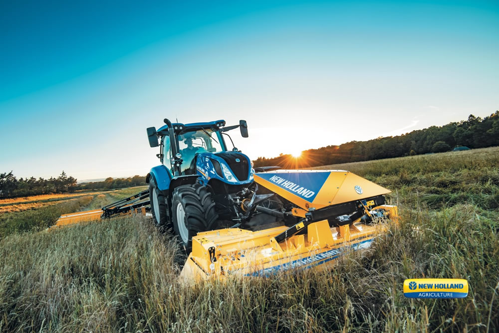 New Holland Agriculture at Days Machinery